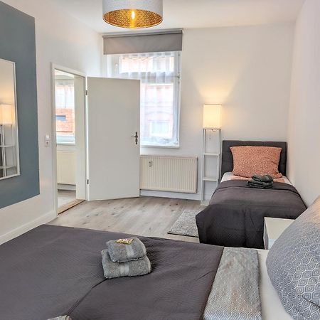 Casa Apartment Modern Vintage Flexibilitaet Pur- Perfektes Apartment Fuer Familien Und Geschaeftsreisende 5 Schlafplaetze, Vollausstattung, Amazon Prime & Parkplatz Inklusive 马格德堡 外观 照片